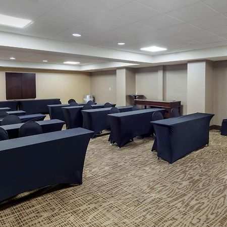 Comfort Inn University Durham - Chapel Hill Экстерьер фото
