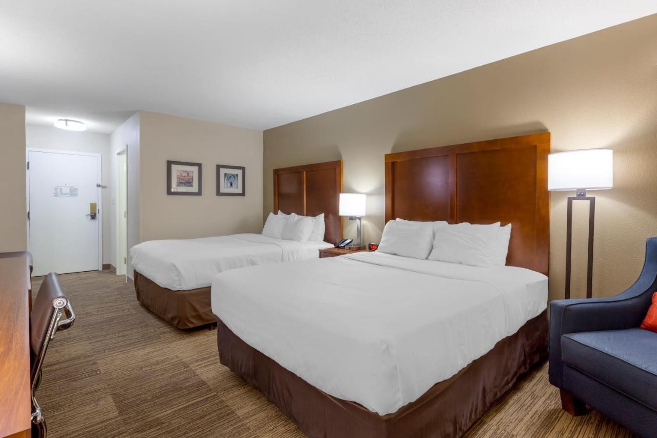 Comfort Inn University Durham - Chapel Hill Экстерьер фото