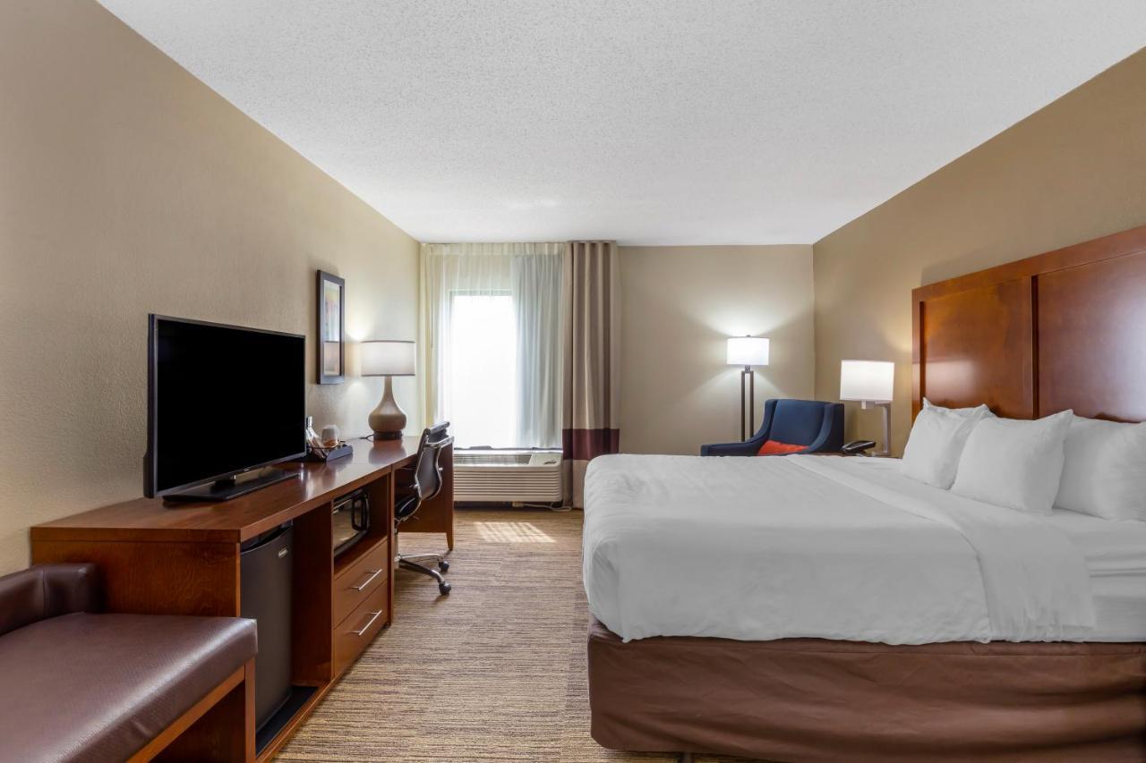Comfort Inn University Durham - Chapel Hill Экстерьер фото
