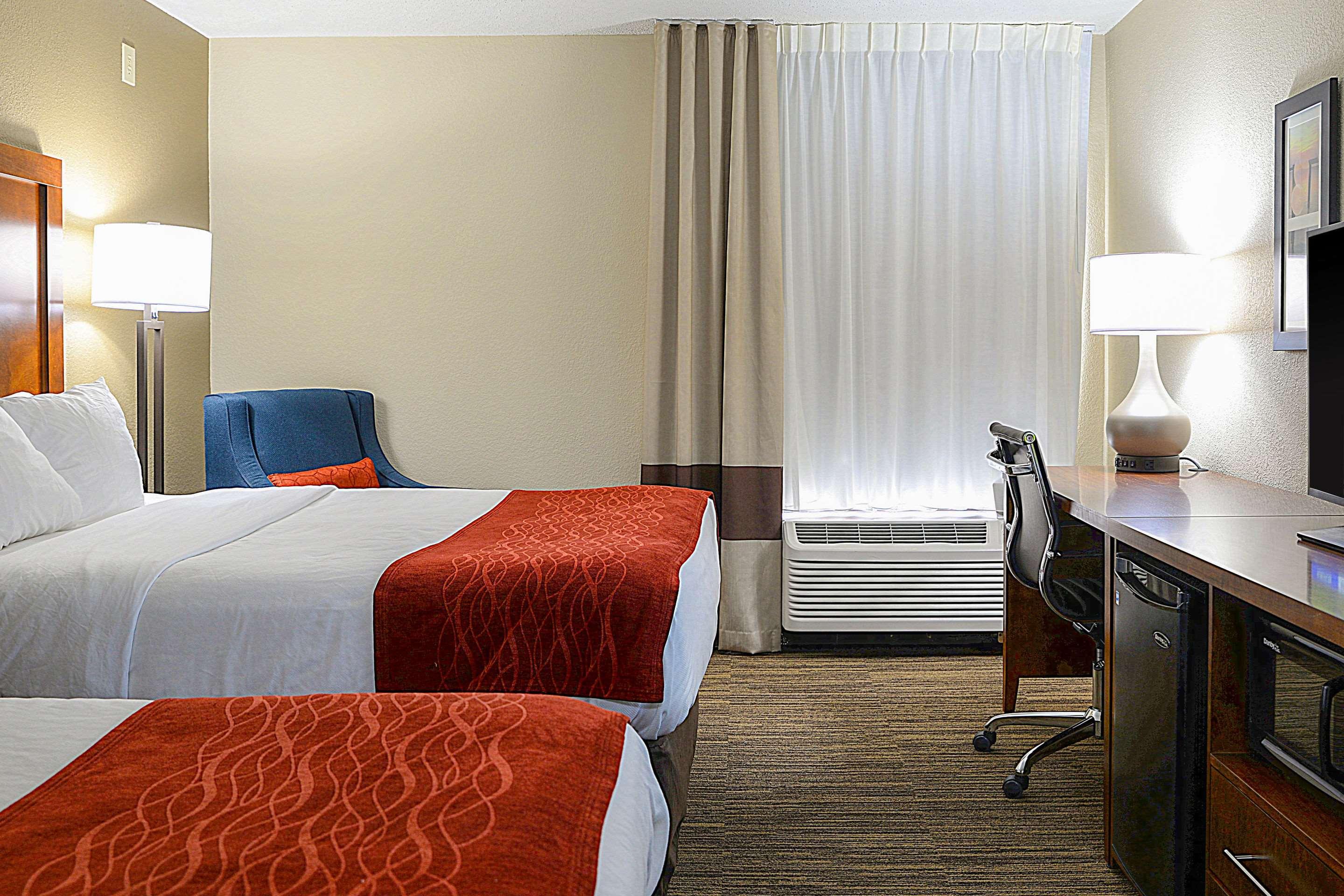 Comfort Inn University Durham - Chapel Hill Экстерьер фото