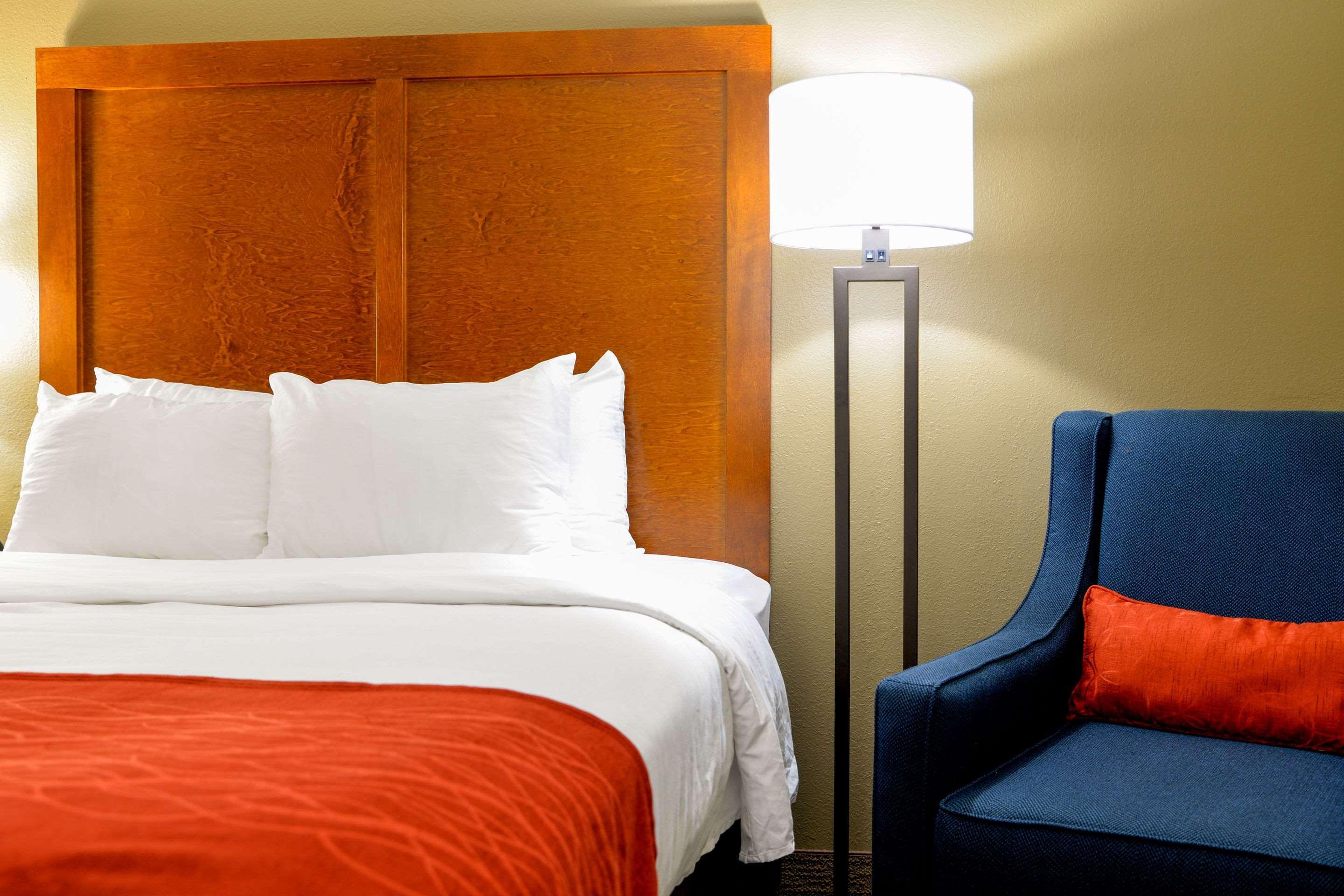 Comfort Inn University Durham - Chapel Hill Экстерьер фото