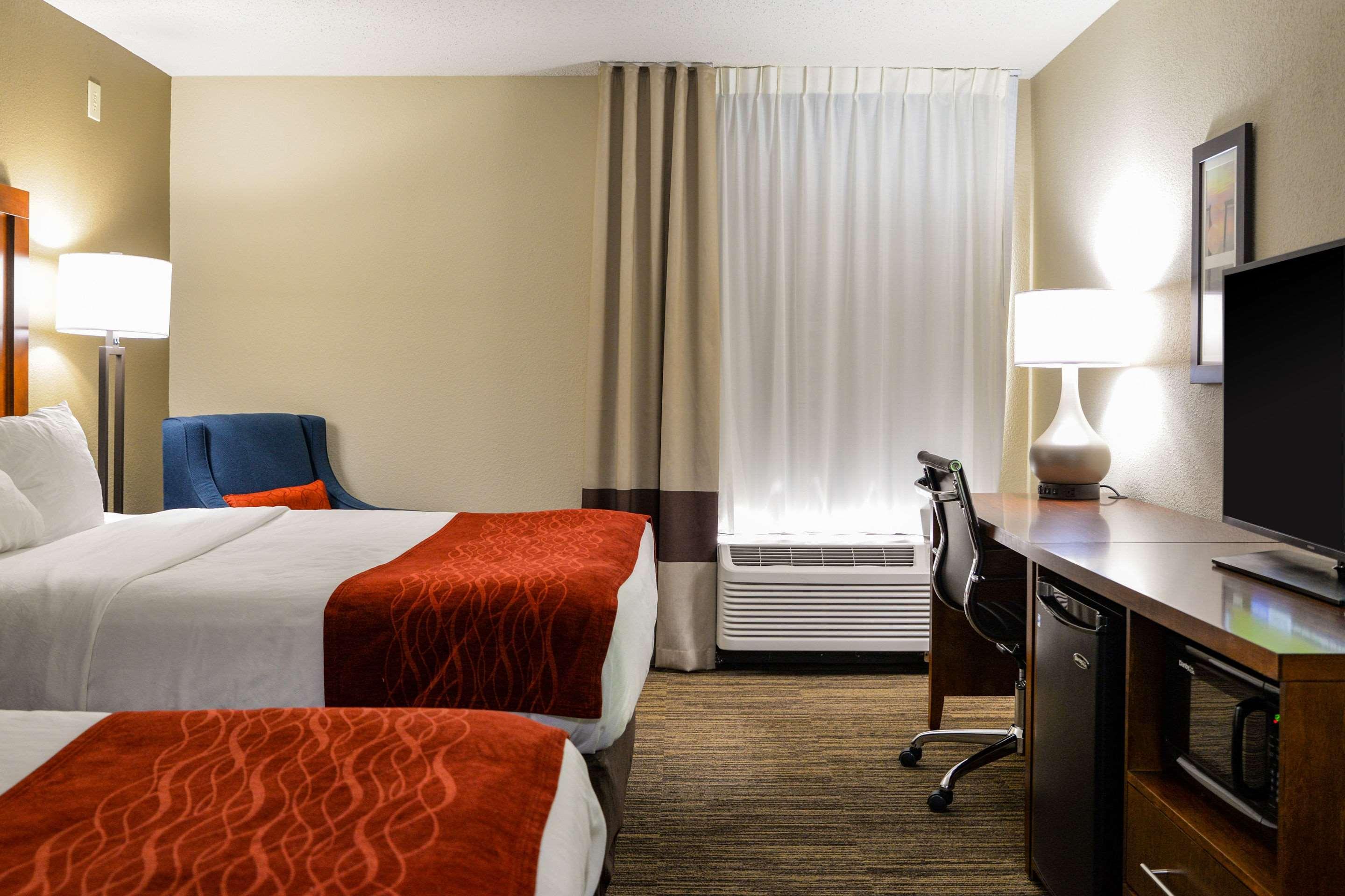 Comfort Inn University Durham - Chapel Hill Экстерьер фото