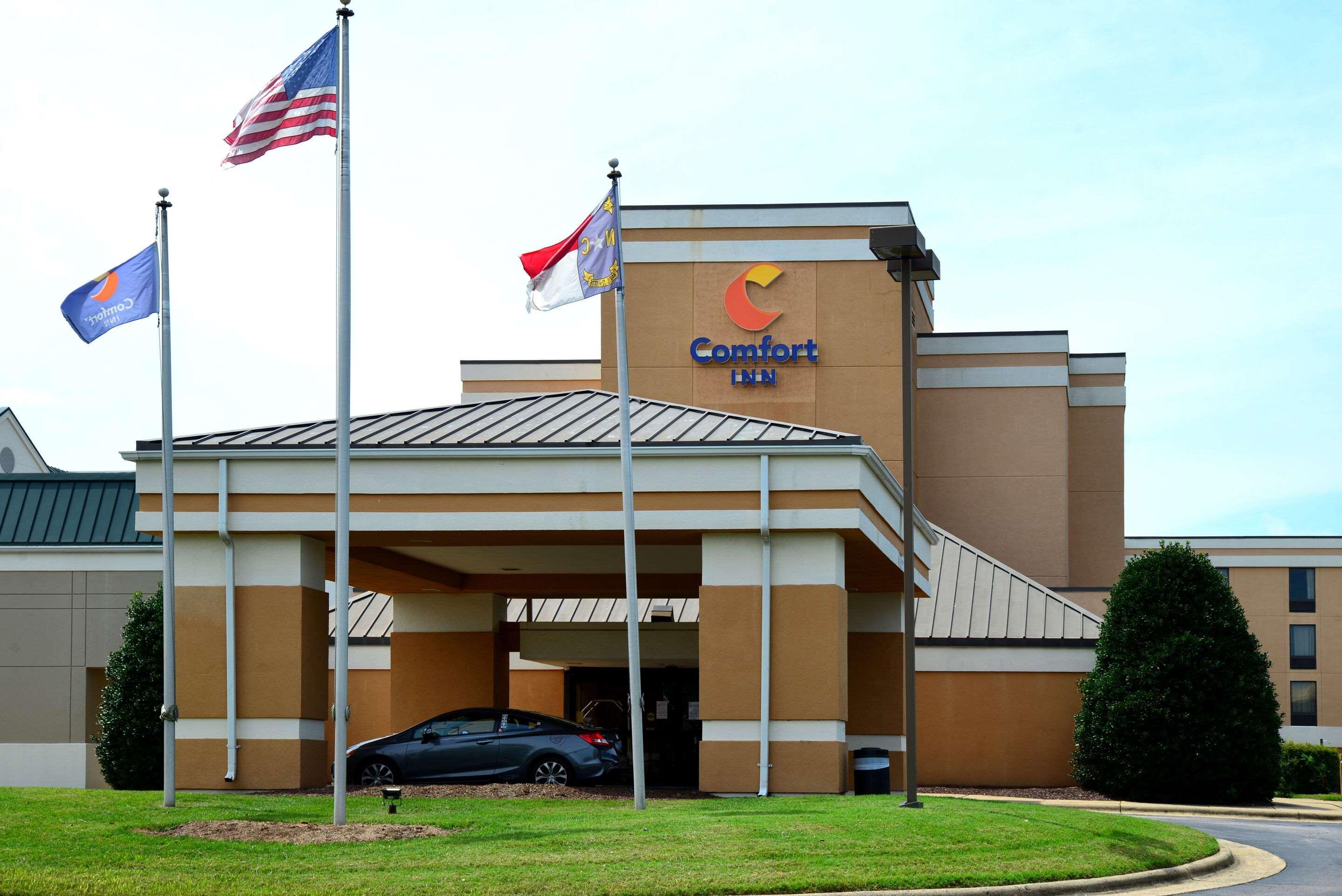 Comfort Inn University Durham - Chapel Hill Экстерьер фото