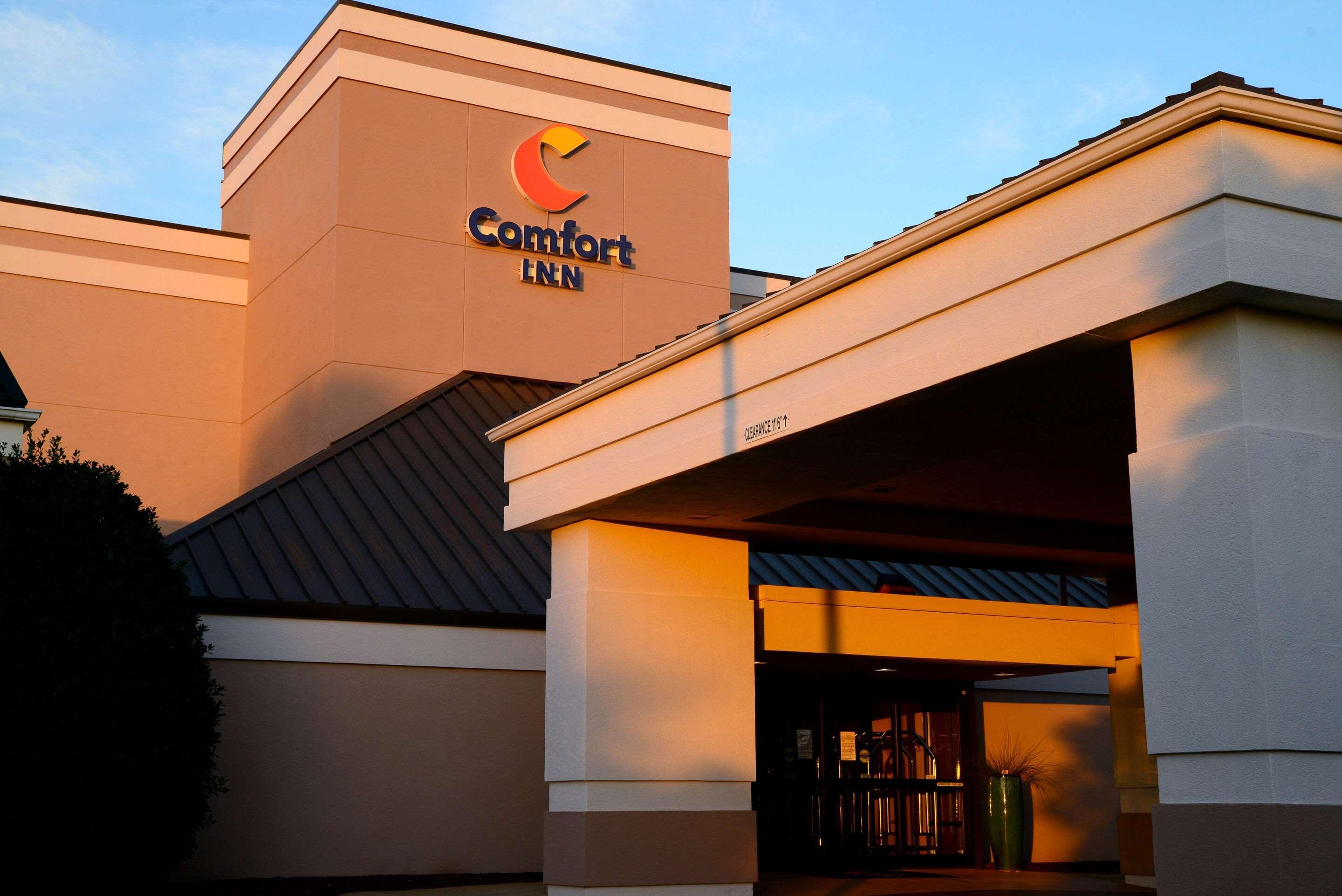 Comfort Inn University Durham - Chapel Hill Экстерьер фото