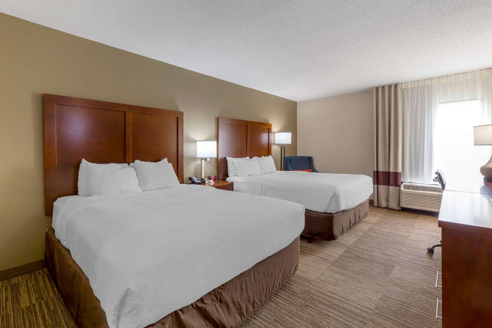 Comfort Inn University Durham - Chapel Hill Экстерьер фото