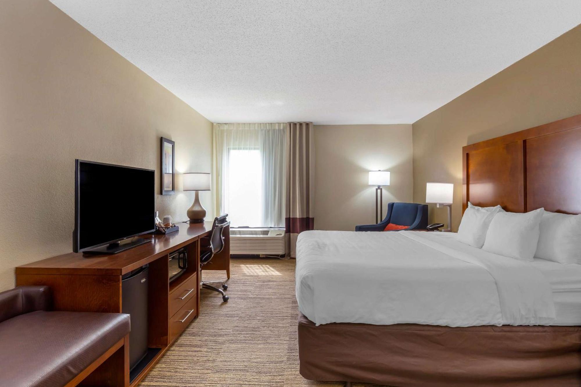 Comfort Inn University Durham - Chapel Hill Экстерьер фото